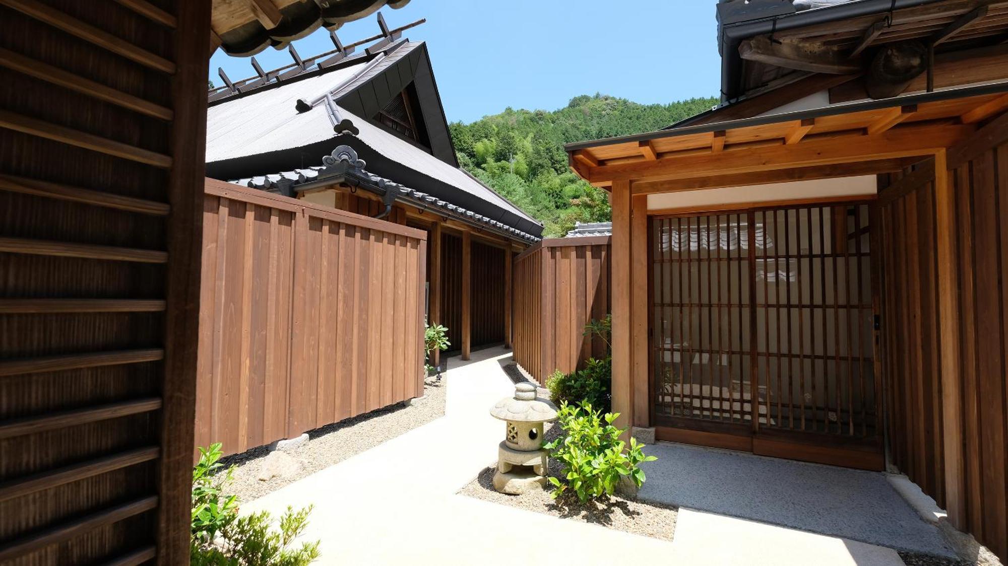 Satoyama Hotel Kanenone Tamba Maibara Esterno foto